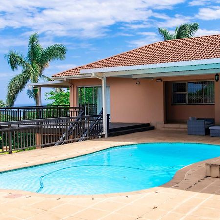 Seaview Executive Guest House 음툰지니 외부 사진