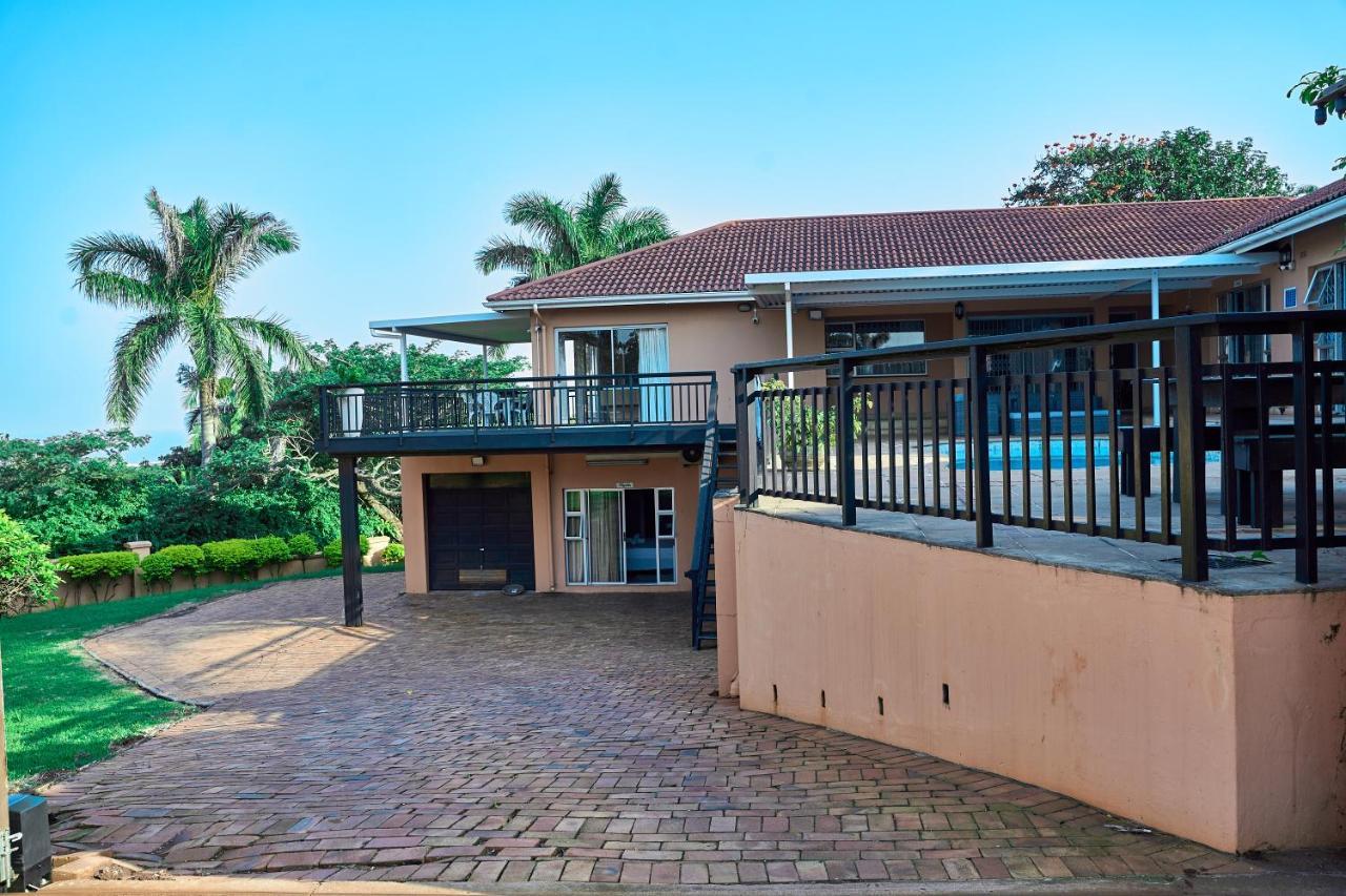 Seaview Executive Guest House 음툰지니 외부 사진