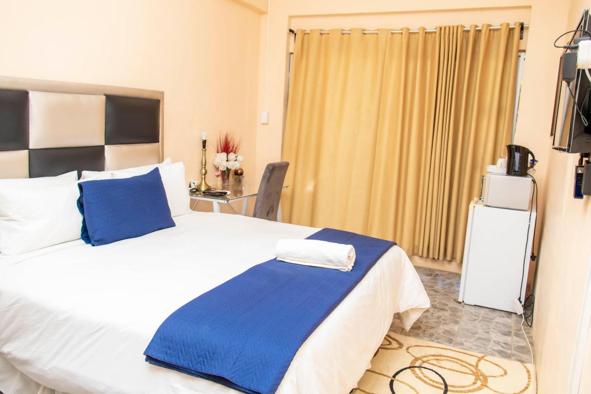 Seaview Executive Guest House 음툰지니 외부 사진